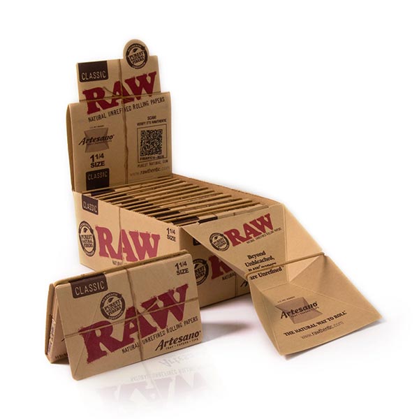 RAW Artesano Rolling Papers + Tips (Box of 15)